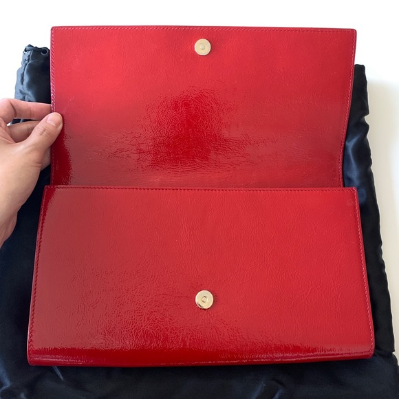 Yves Saint Laurent Belle De Jour Red Patent Calfskin Clutch - Picture 3 of 10